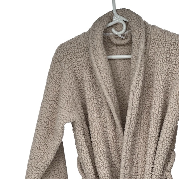 *Women’s Pottery Barn One Size Teddy Bear Faux Shearling Short Bathrobe with Tie - Picture 2 of 8